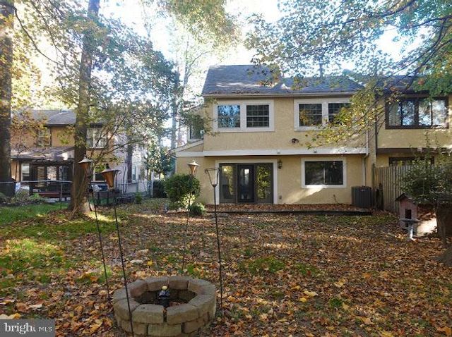 5 CHRISTOPHER RD, Voorhees, NJ 08043