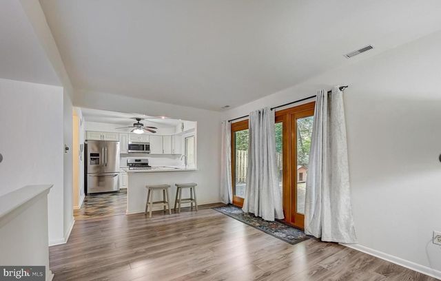 5 CHRISTOPHER RD, Voorhees, NJ 08043