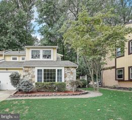 5 CHRISTOPHER RD, Voorhees, NJ 08043