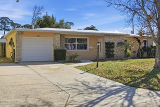 1825 Biscayne Avenue, South Daytona, FL 32119