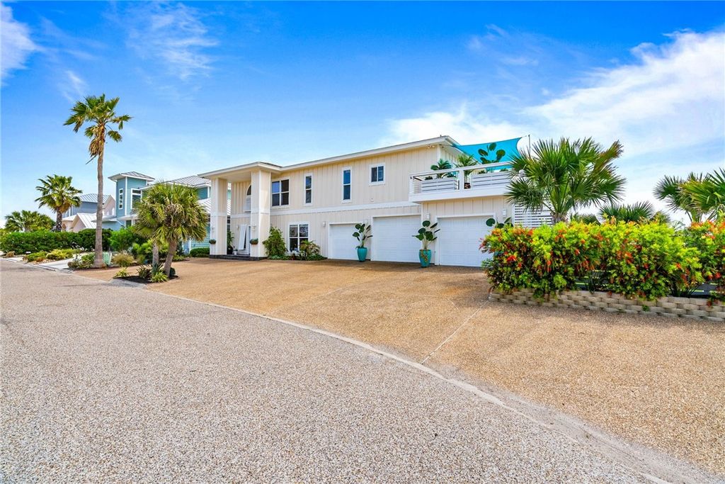 13 Sea Shell Shores Dr, Rockport, TX 78382 — photo 3
