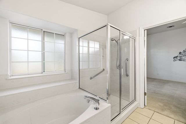 129 Los Cedros Loop, Kerrville, TX 78028