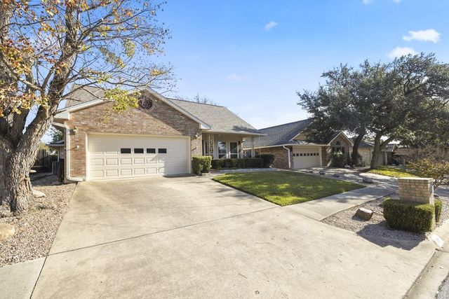 129 Los Cedros Loop, Kerrville, TX 78028