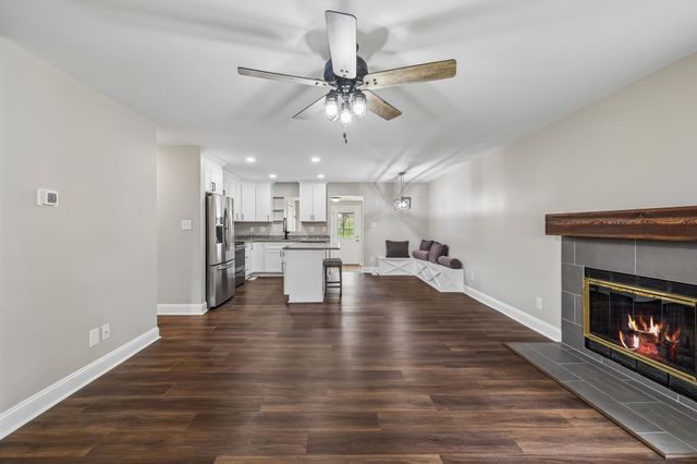 3971 Cantebury Dr, Culleoka, TN 38451