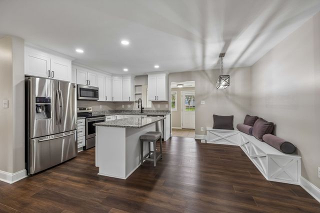 3971 Cantebury Dr, Culleoka, TN 38451