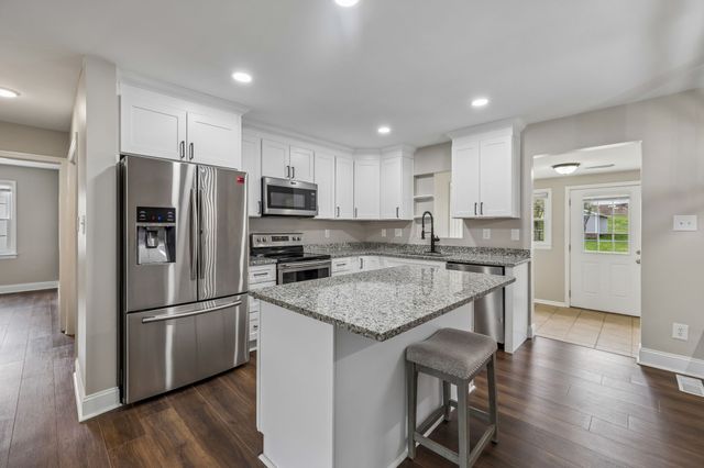 3971 Cantebury Dr, Culleoka, TN 38451