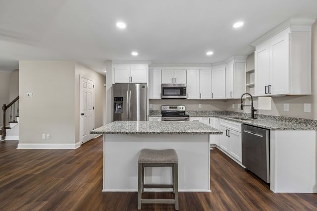 3971 Cantebury Dr, Culleoka, TN 38451