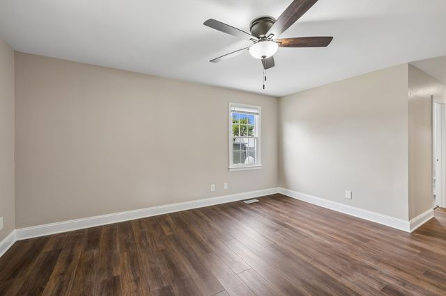 3971 Cantebury Dr, Culleoka, TN 38451