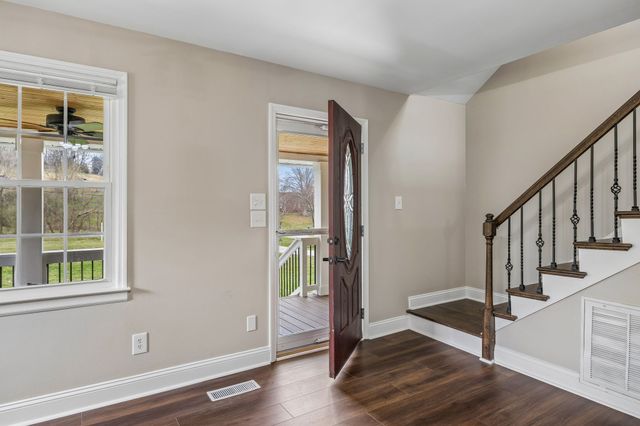 3971 Cantebury Dr, Culleoka, TN 38451