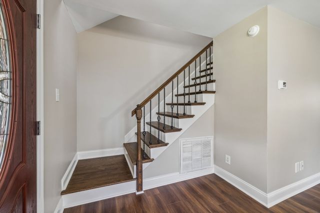 3971 Cantebury Dr, Culleoka, TN 38451