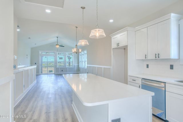 717 N New River Drive B, Holly Ridge, NC 28445