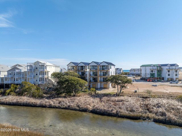 717 N New River Drive B, Holly Ridge, NC 28445