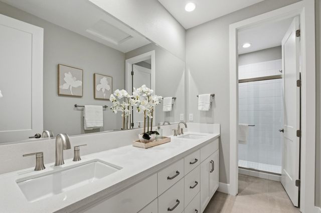 101 Willow Oak Dr, Pleasant Hill, CA 94523