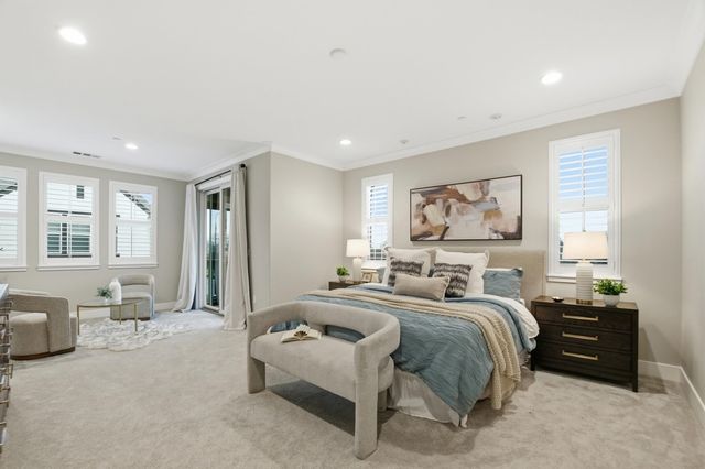 101 Willow Oak Dr, Pleasant Hill, CA 94523