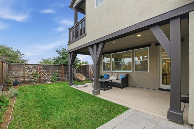 101 Willow Oak Dr, Pleasant Hill, CA 94523