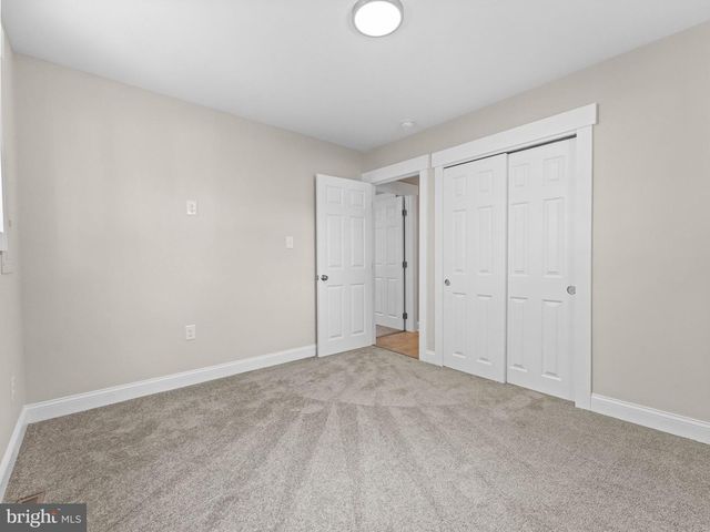 2907 LAKESIDE DR, Williamstown, NJ 08094
