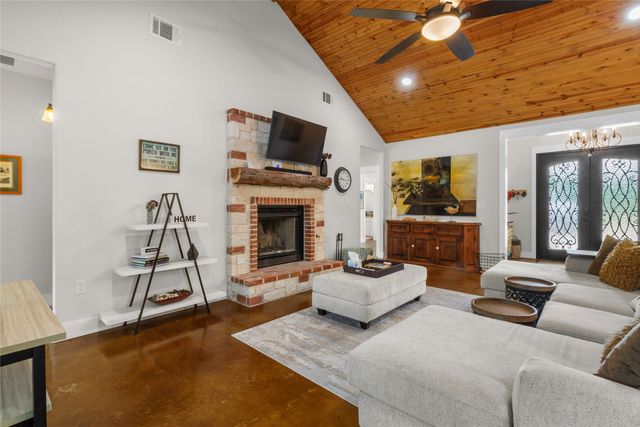 457 SE County Road 3258, Kerens, TX 75144