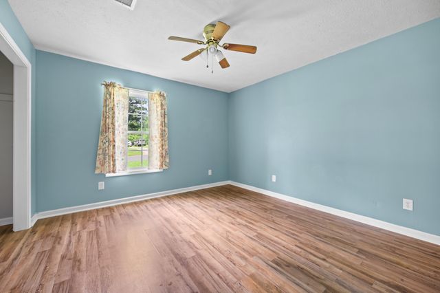 1007 Dennis Ave, Leesville, LA 71446