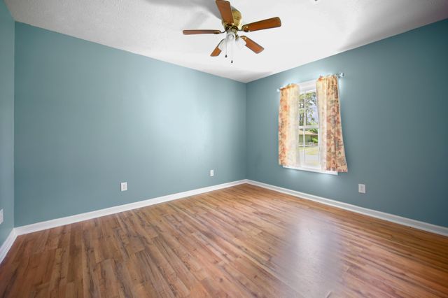 1007 Dennis Ave, Leesville, LA 71446