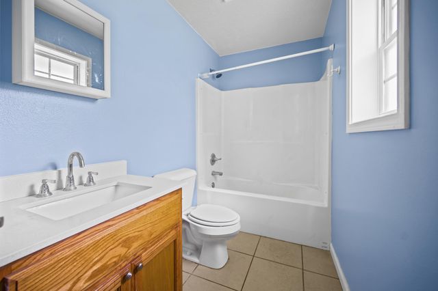 1007 Dennis Ave, Leesville, LA 71446