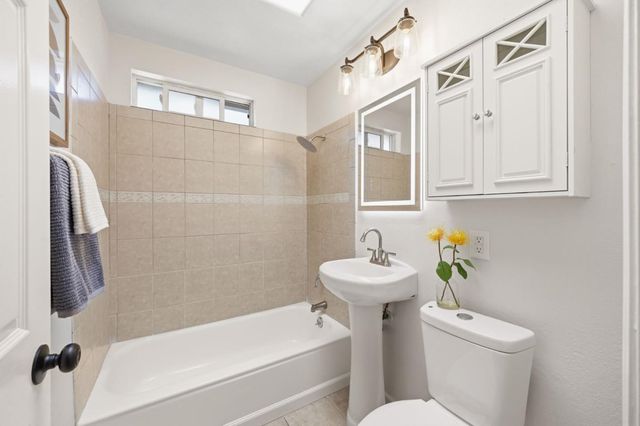 545 Rollins Road, Burlingame, CA 94010
