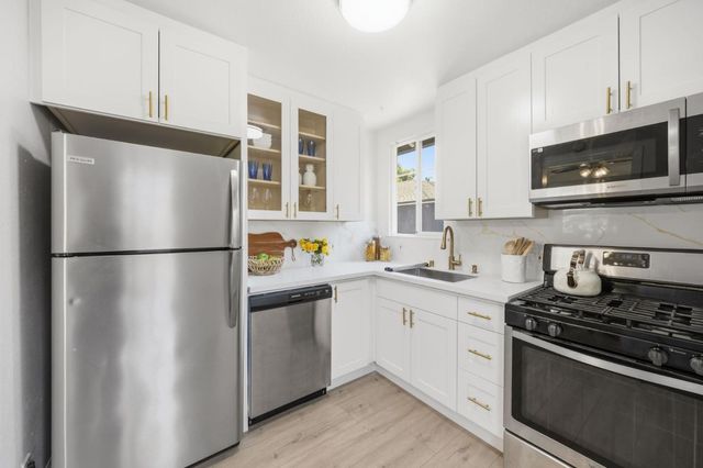 545 Rollins Road, Burlingame, CA 94010