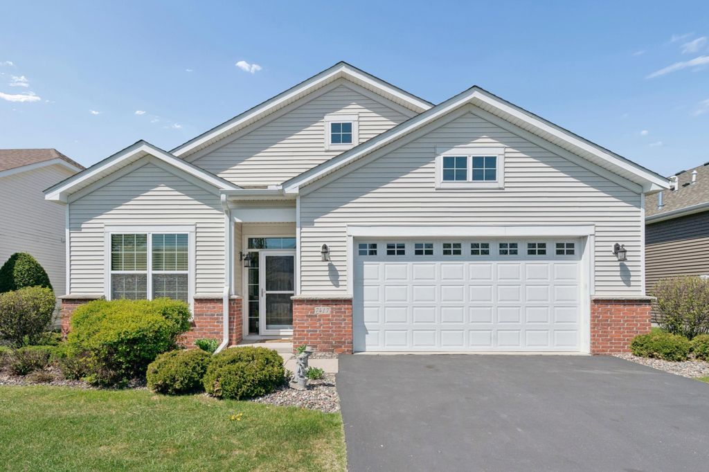 7417 Shadyview Lane N, Maple Grove, MN 55311 — photo 2