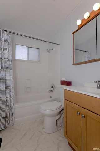1014 Buckingham Drive, Fort Wayne, IN 46825