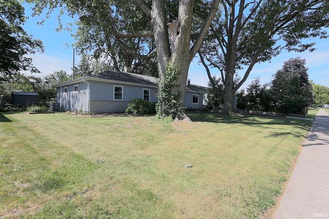 1014 Buckingham Drive, Fort Wayne, IN 46825
