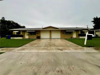 2678-2692 NW 65th Ave, Margate, FL 33063