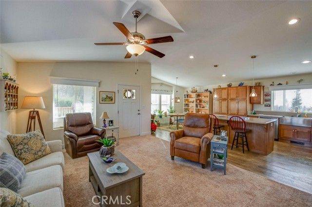 945 Waggoner, Paradise, CA 95969