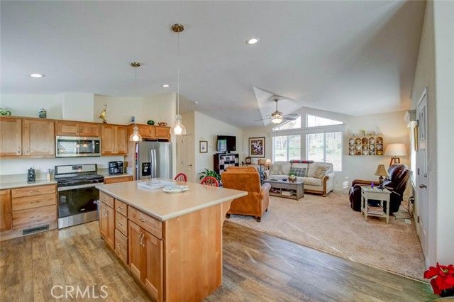 945 Waggoner, Paradise, CA 95969