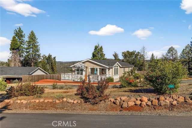 945 Waggoner, Paradise, CA 95969