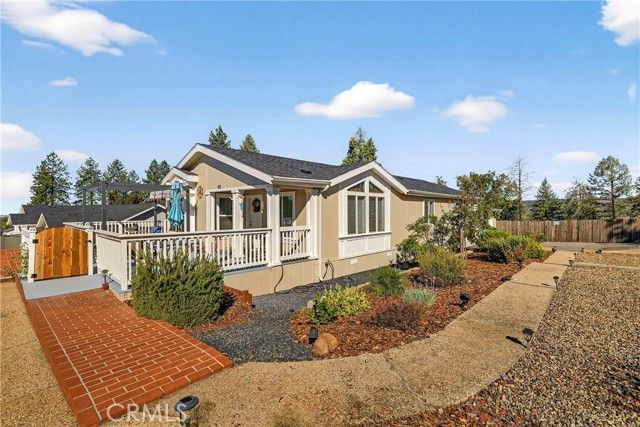 945 Waggoner, Paradise, CA 95969