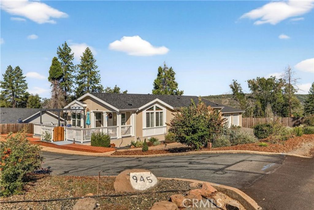 945 Waggoner, Paradise, CA 95969