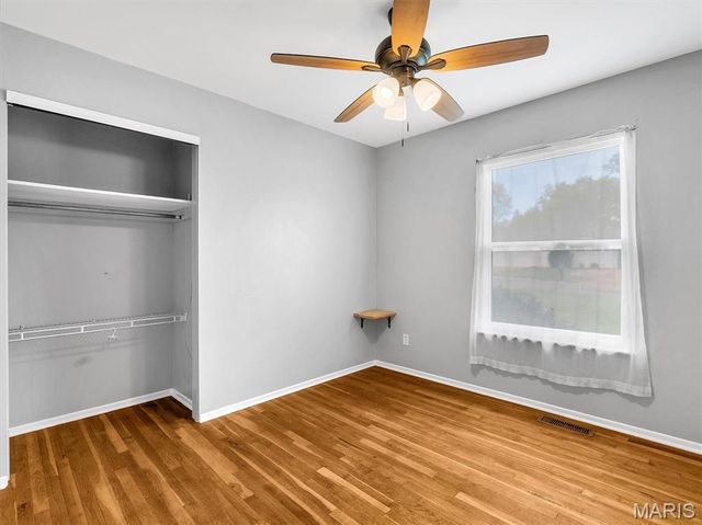 2648 Baltusrol Drive, St Louis, MO 63129