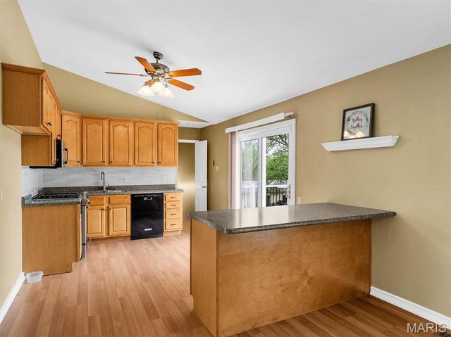 2648 Baltusrol Drive, St Louis, MO 63129