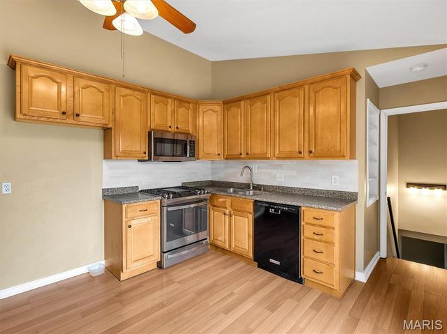 2648 Baltusrol Drive, St Louis, MO 63129