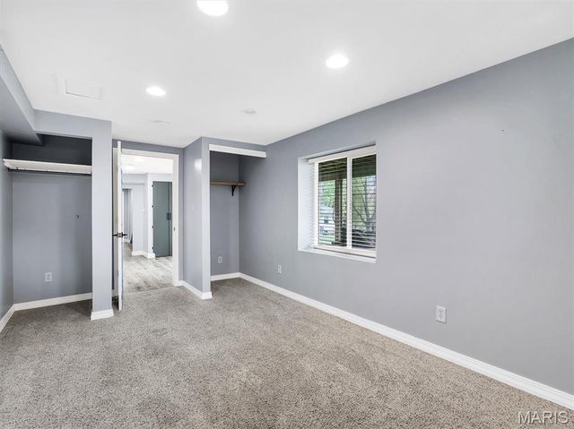 2648 Baltusrol Drive, St Louis, MO 63129