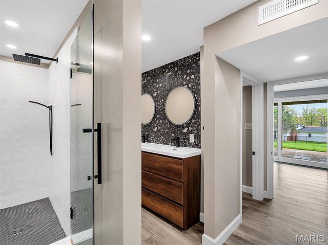 2648 Baltusrol Drive, St Louis, MO 63129