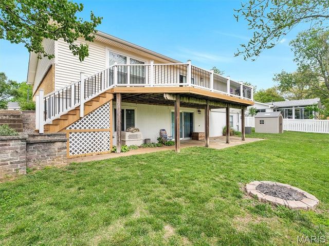 2648 Baltusrol Drive, St Louis, MO 63129