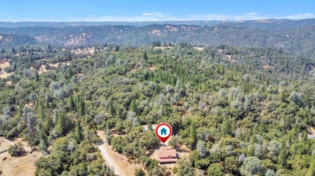 7570 Van Pooka Ct, Somerset, CA 95684