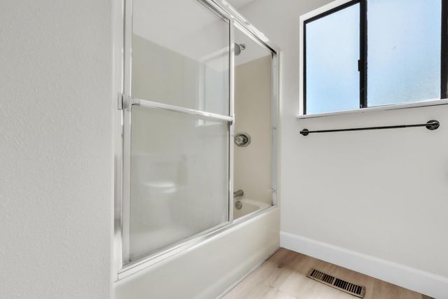 7570 Van Pooka Ct, Somerset, CA 95684