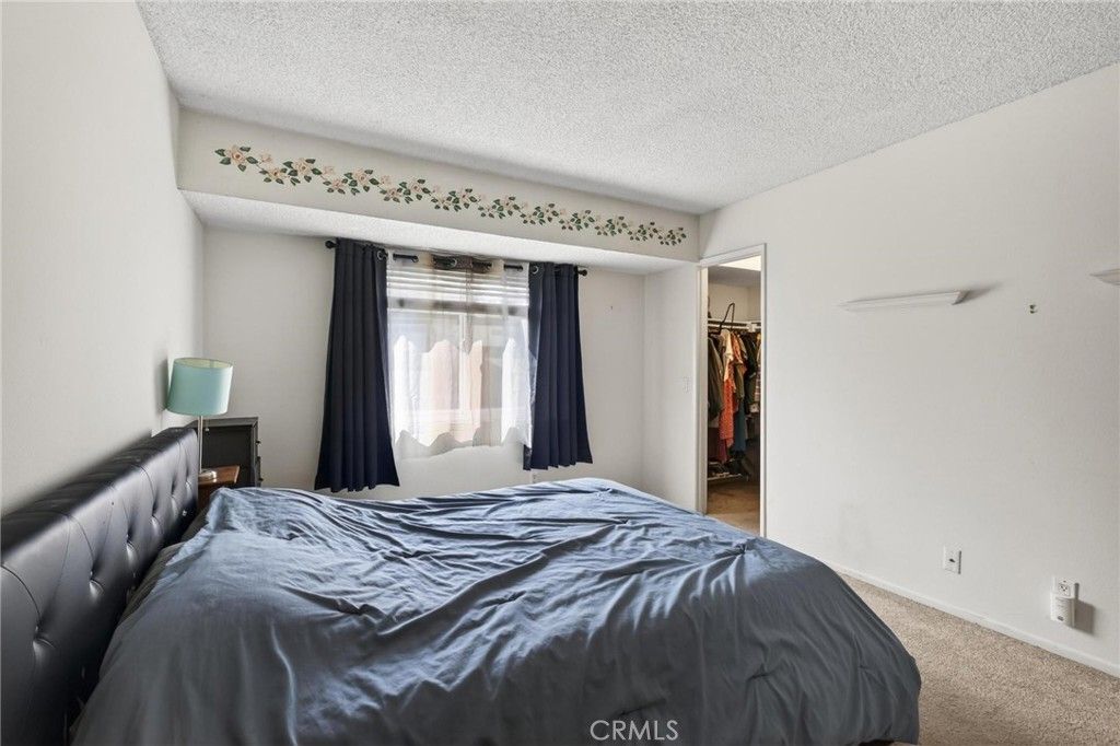 Image 34 of property listing at 722 W 223rd 2, Torrance, CA 90502