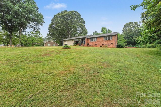 511 Ellenwood Drive, Kings Mountain, NC 28086