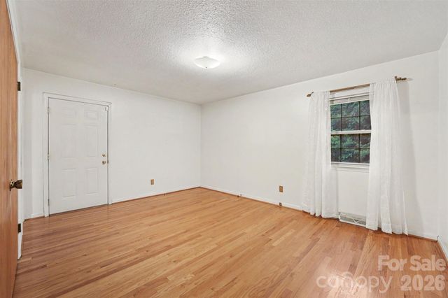 511 Ellenwood Drive, Kings Mountain, NC 28086