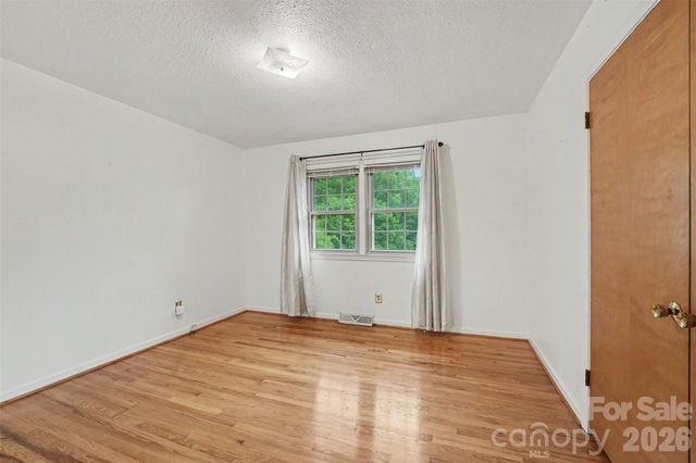 511 Ellenwood Drive, Kings Mountain, NC 28086