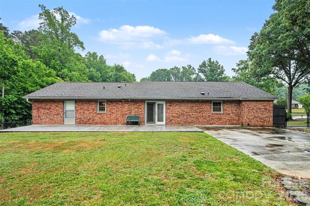 511 Ellenwood Drive, Kings Mountain, NC 28086