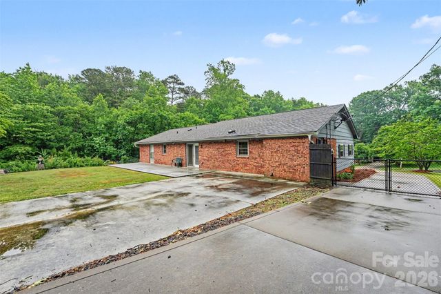 511 Ellenwood Drive, Kings Mountain, NC 28086