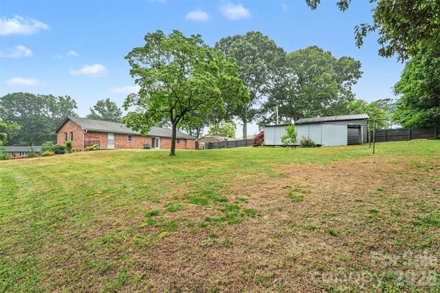 511 Ellenwood Drive, Kings Mountain, NC 28086